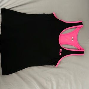 Fila Sports Tank w/Little pocket in the back